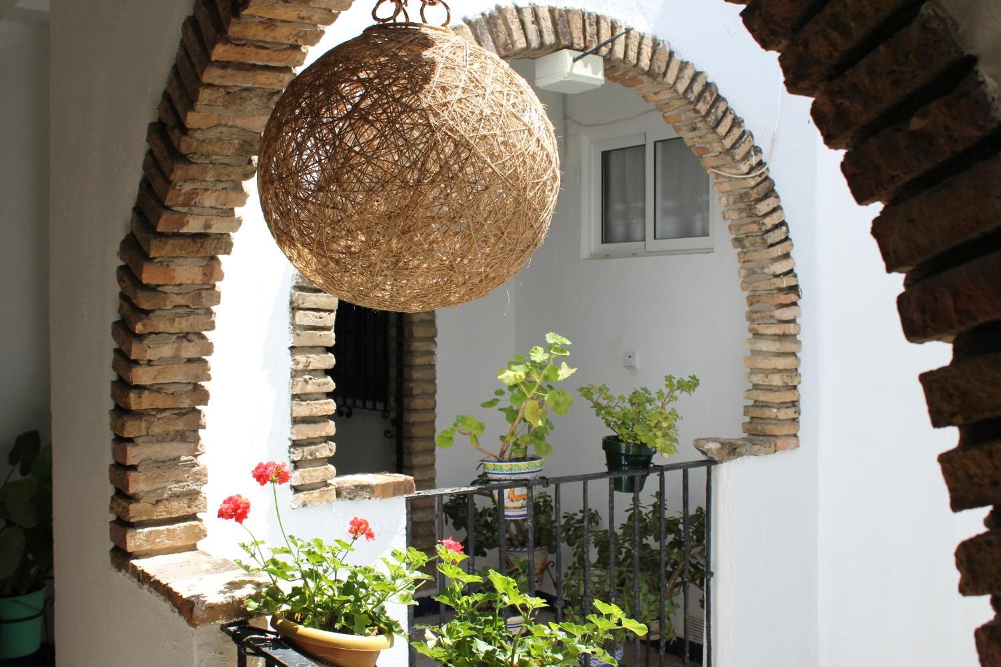 Pension La Montorena Seville Exterior photo
